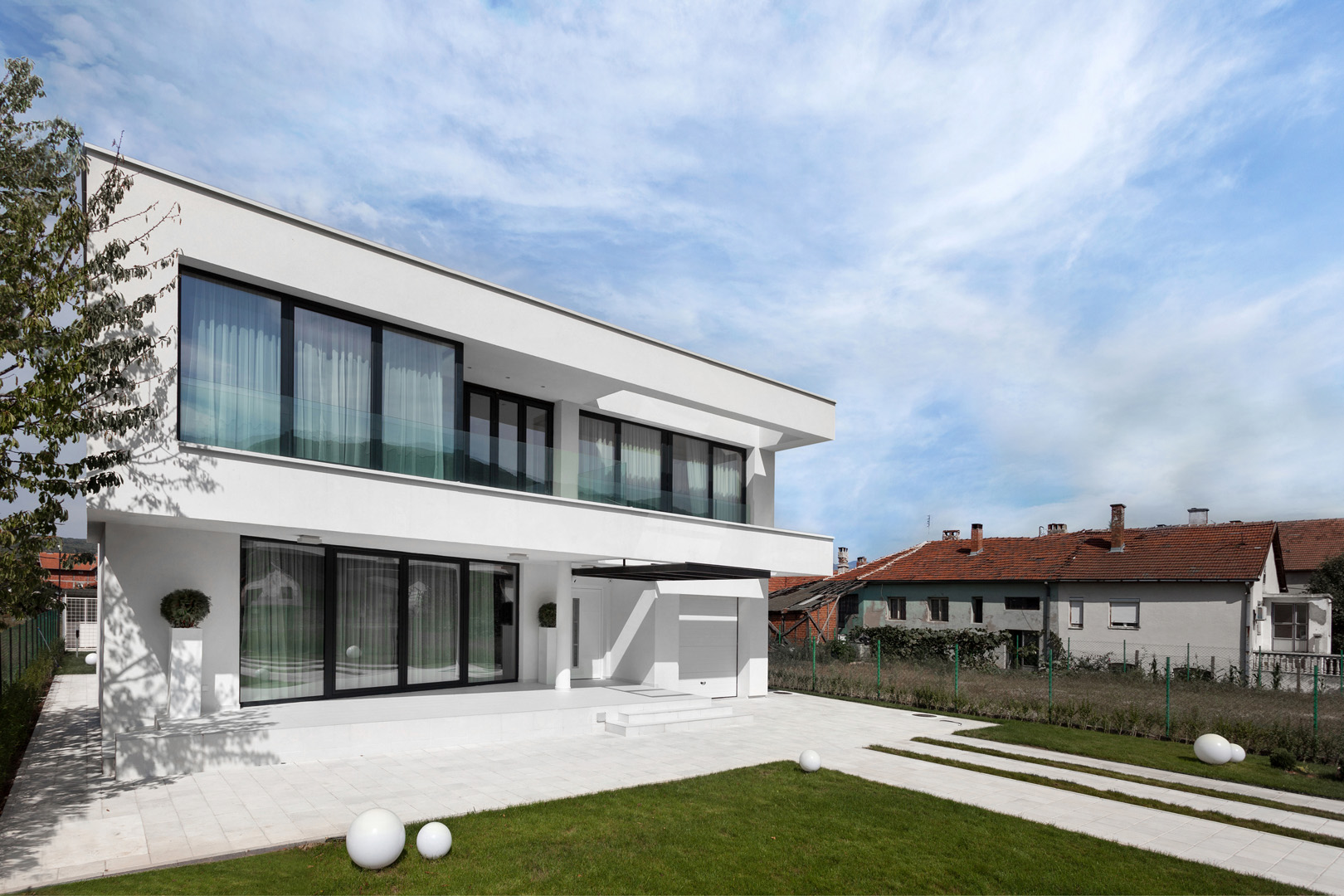 Arhitektura Budjevac – 3 White Villa